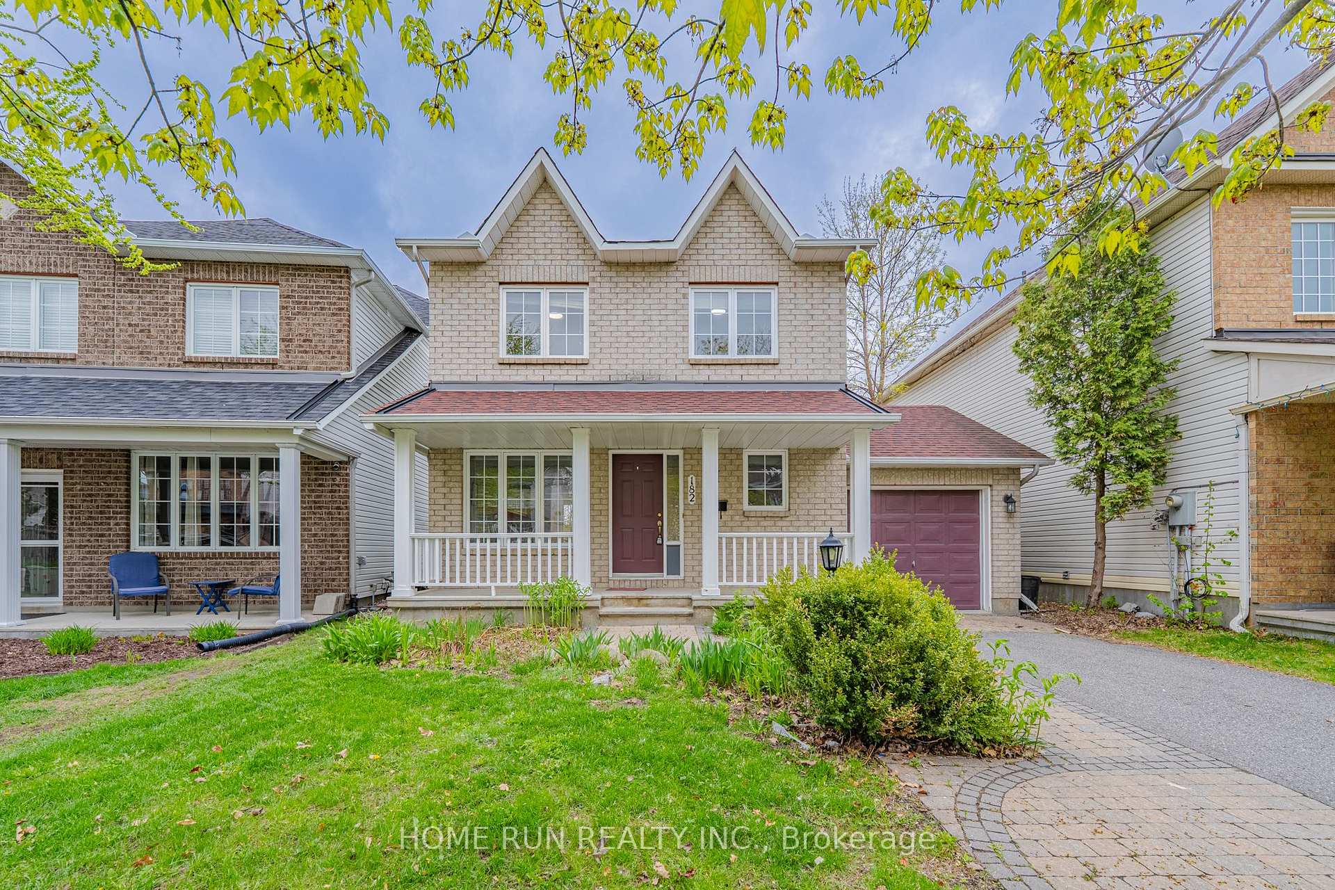 182 Windhurst Drive, Barrhaven, ON, exterior