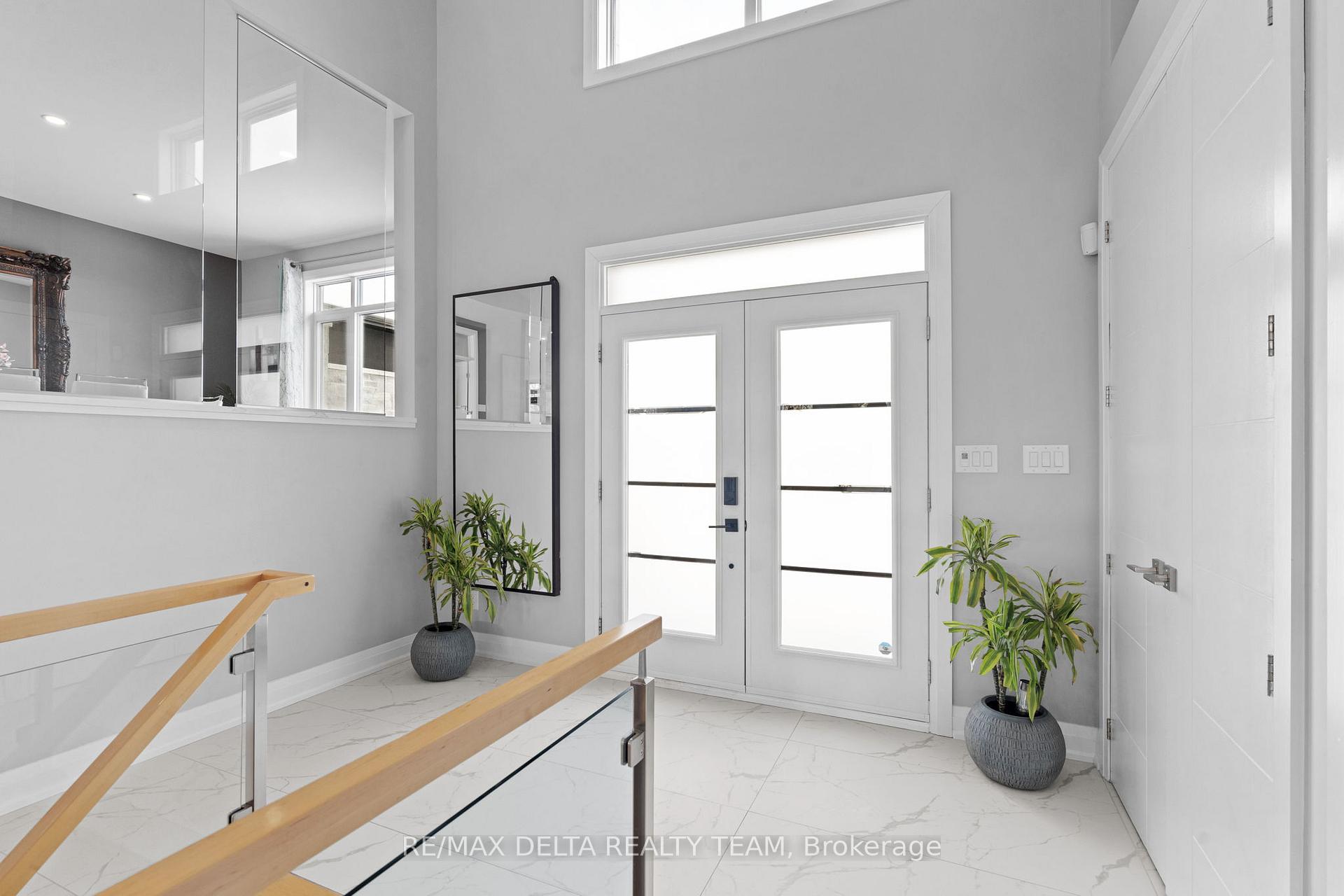 663 Ballycastle Crescent, Blossom Park - Airport and Area, ON, exterior