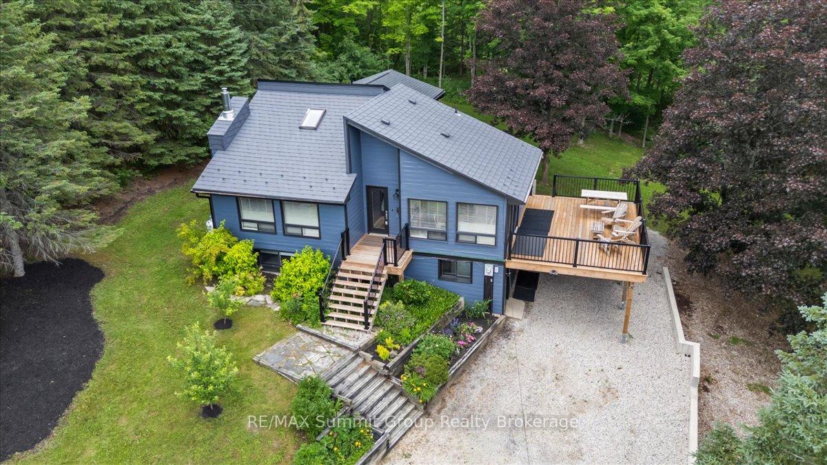 123 Amik Court, Grey Highlands, ON, exterior