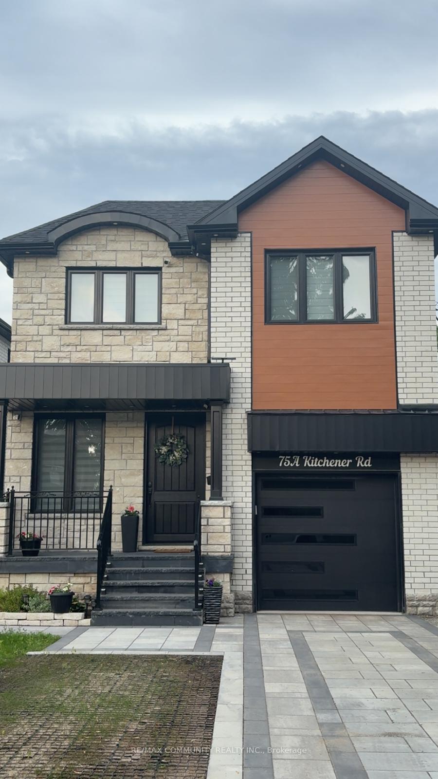 75A Kitchener Road, Toronto E10, ON, exterior