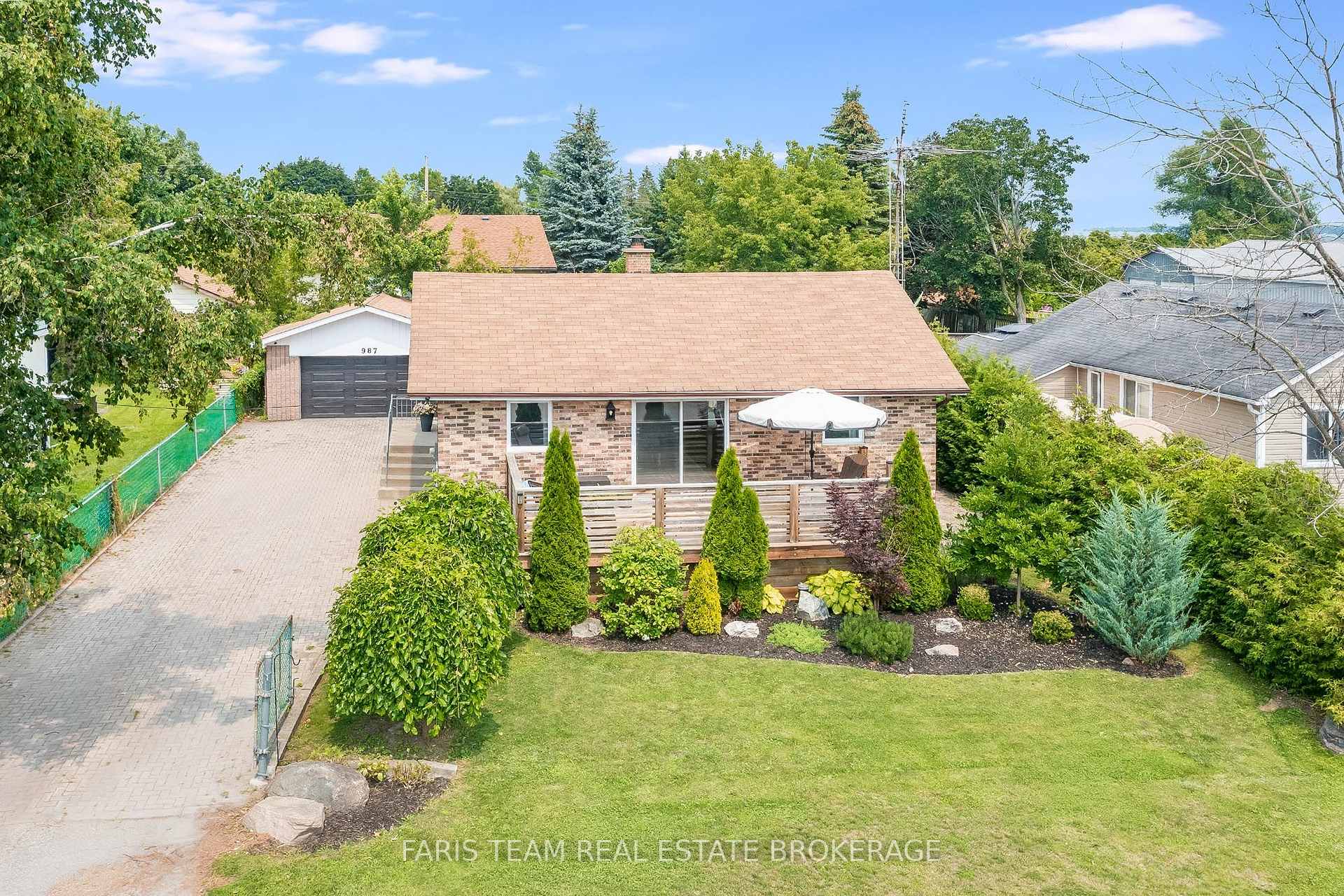 987 Isabella Street, Innisfil, ON, exterior