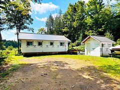 1337 Irish Line Road, Dysart et al, ON, exterior