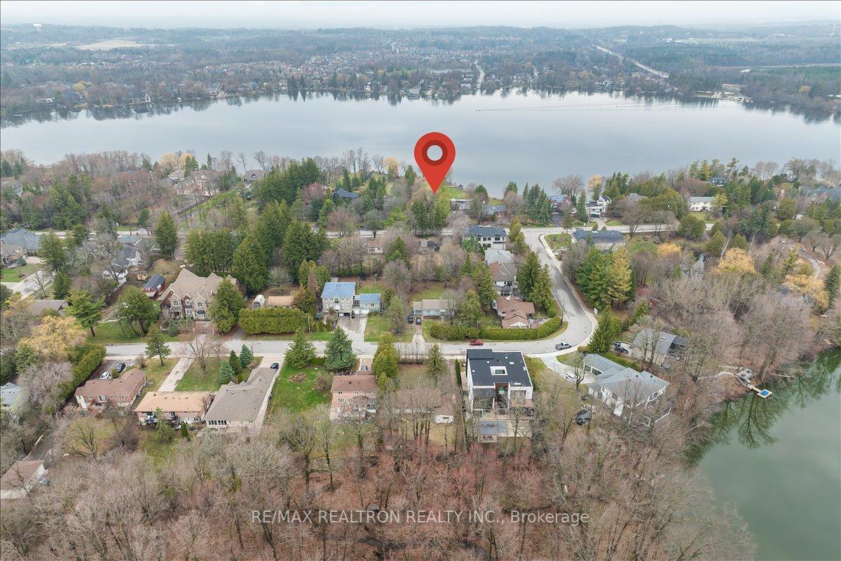 97 Park Crescent, Richmond Hill, ON, exterior
