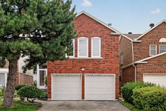 61 Holmbush Crescent, Toronto E05, ON, exterior