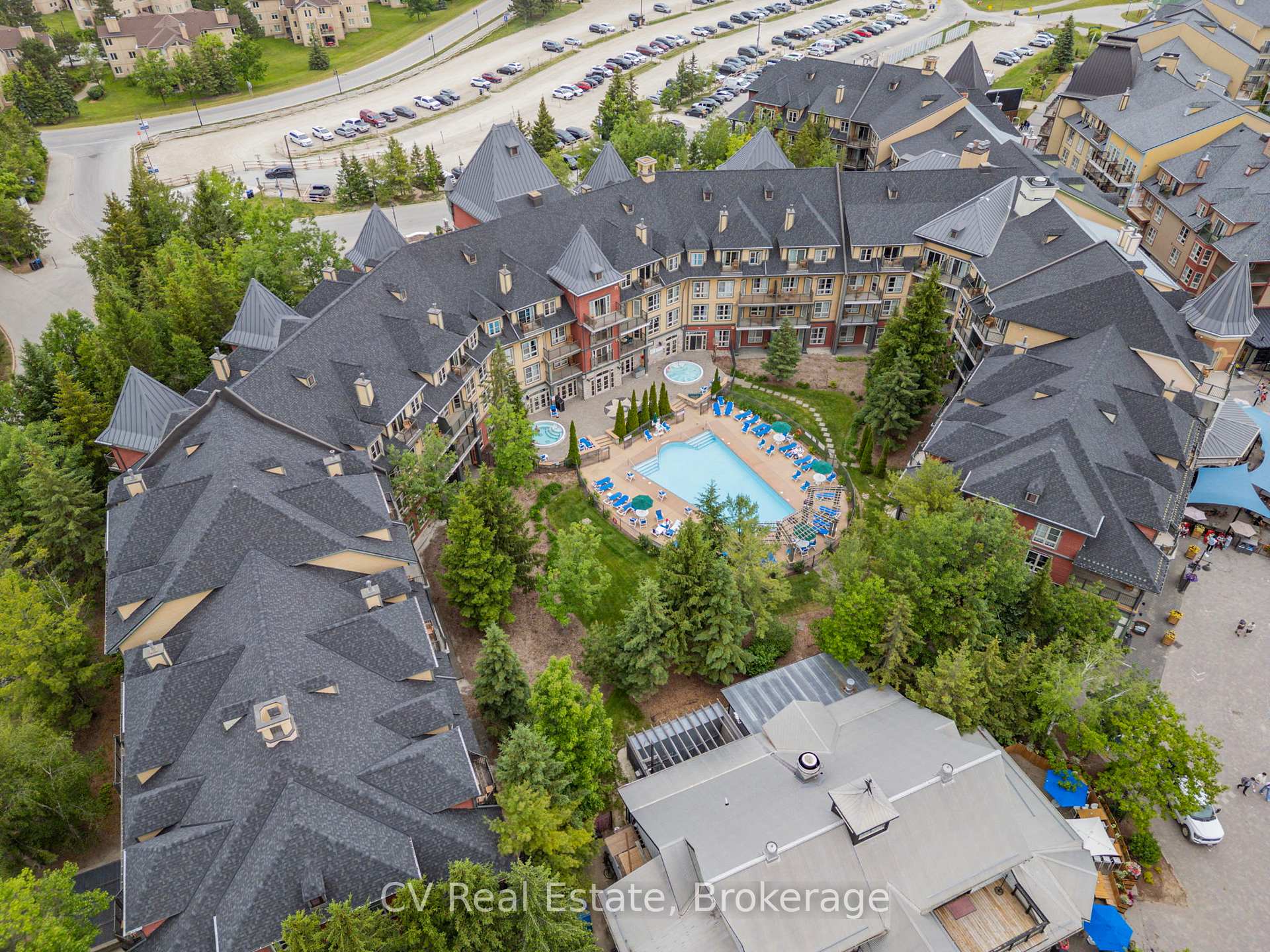 465 - 156 Jozo Weider Boulevard, Blue Mountains, ON, exterior