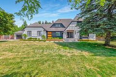 17 Chamberlain Court, King, ON, exterior