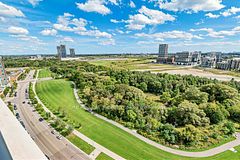 2107 - 15 Water Walk Drive, Markham, ON, exterior