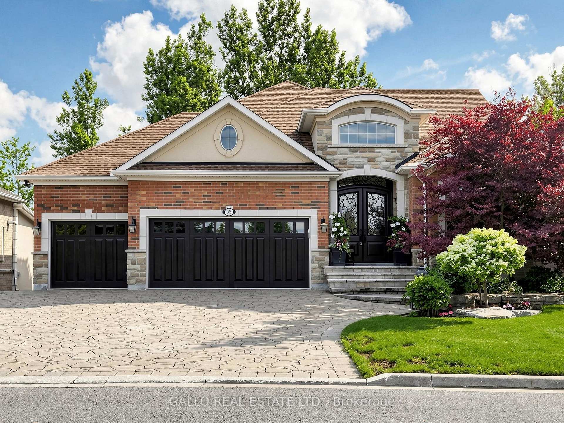 55 Maurovista Court, Whitchurch-Stouffville, ON, exterior