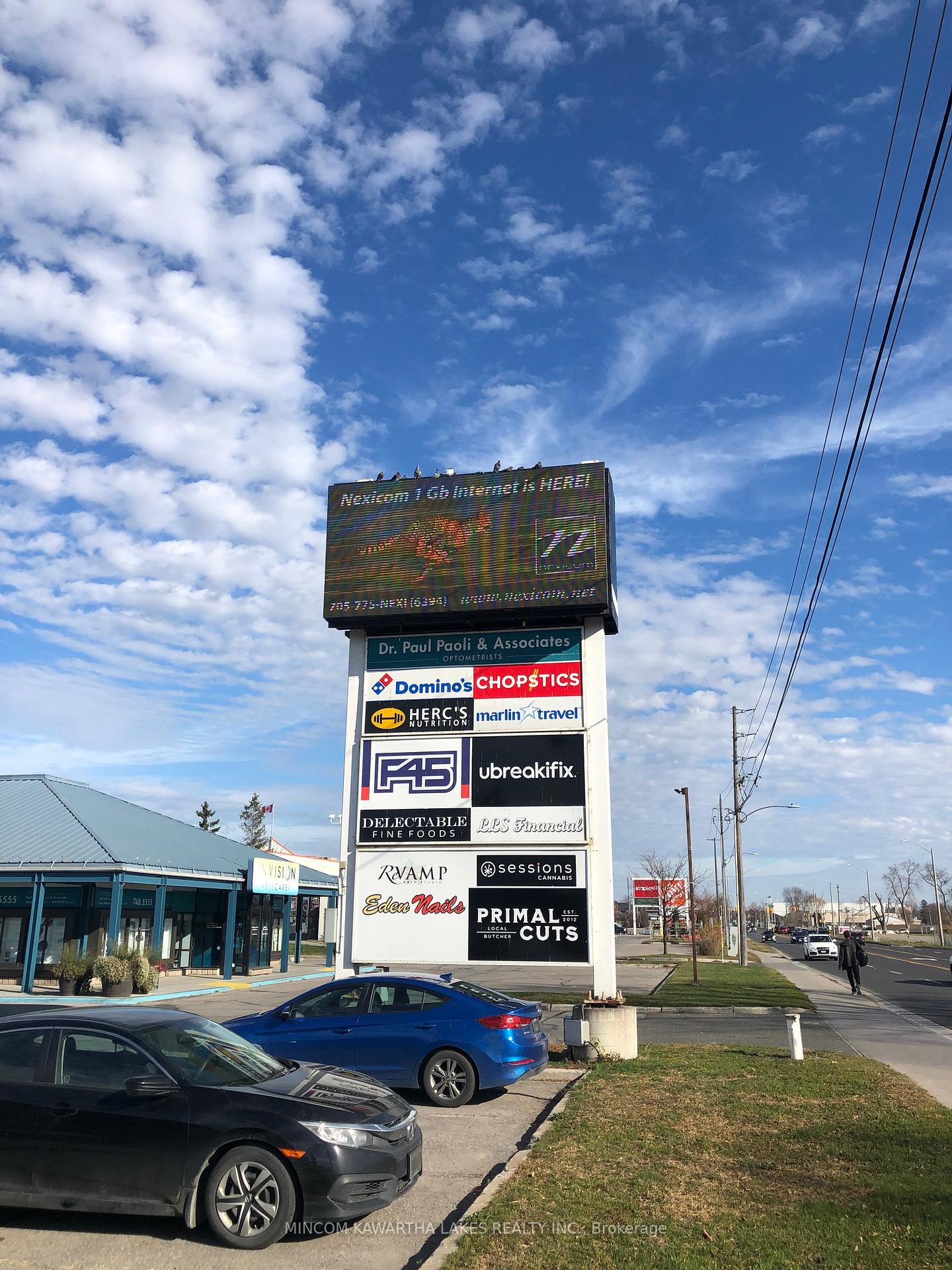 Unit #14 - 550 Lansdowne Street W, Peterborough, ON, exterior