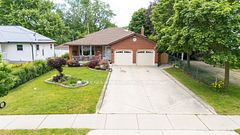 935 Willow Drive, London South, ON, exterior