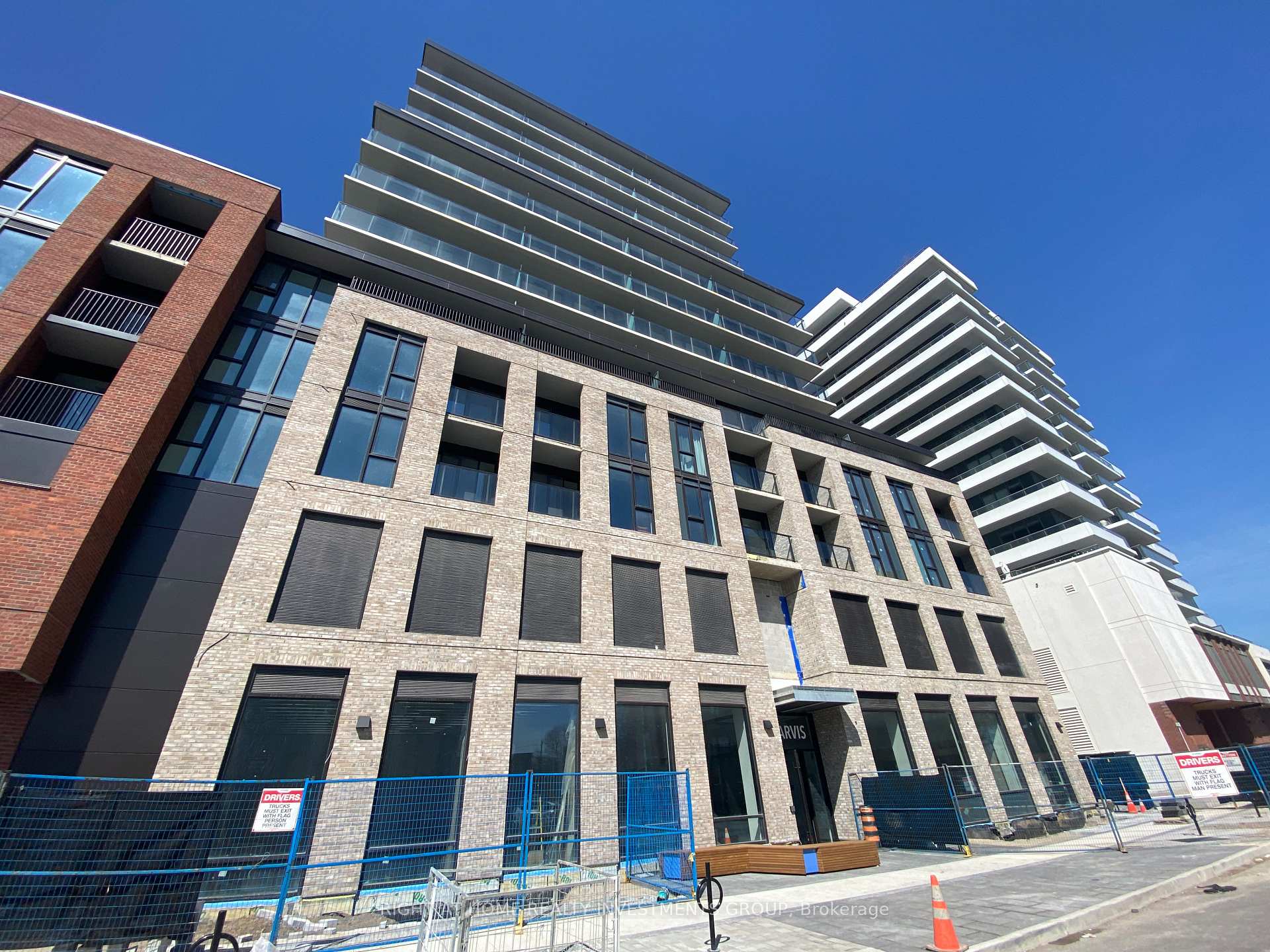 903 - 1 Jarvis Street, Hamilton, ON, exterior