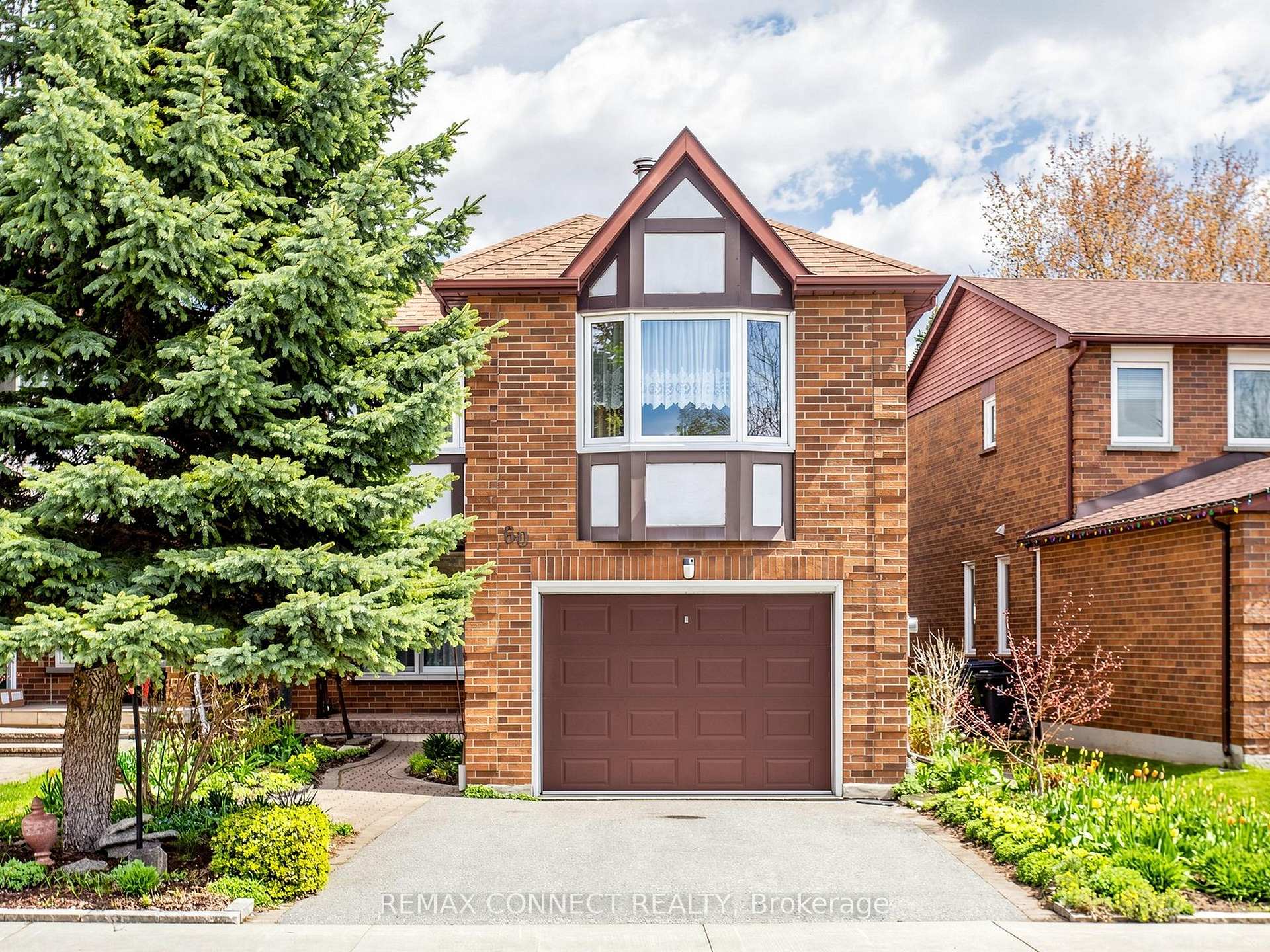 60 Starspray Boulevard, Toronto E10, ON, exterior