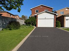 9 Corona Gate, Brampton, ON, exterior
