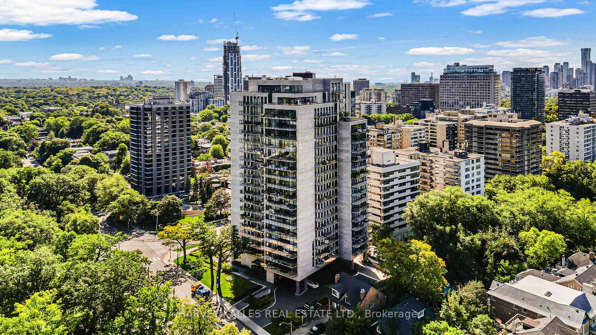 2002 - 215 Lonsdale Road, Toronto C03, ON, exterior