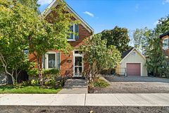 370 Main Street, Prince Edward County, ON, exterior