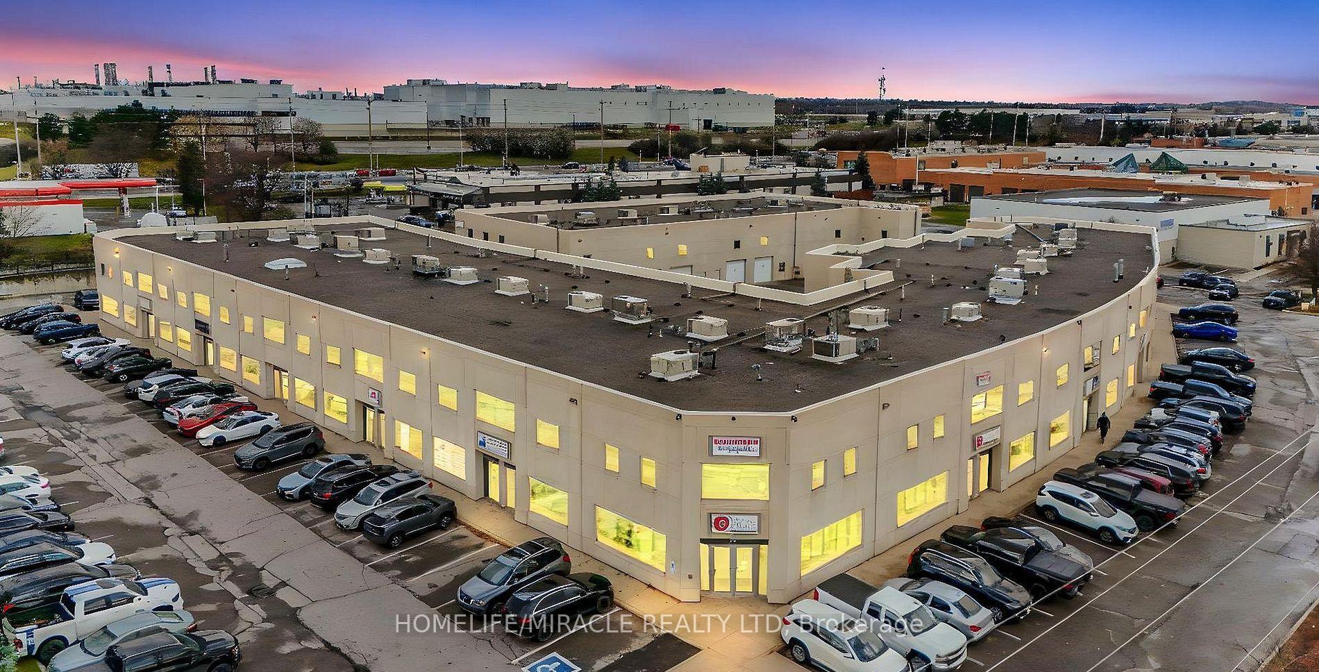 112 {Main Floor} - 2 Automatic Drive, Brampton, ON, exterior