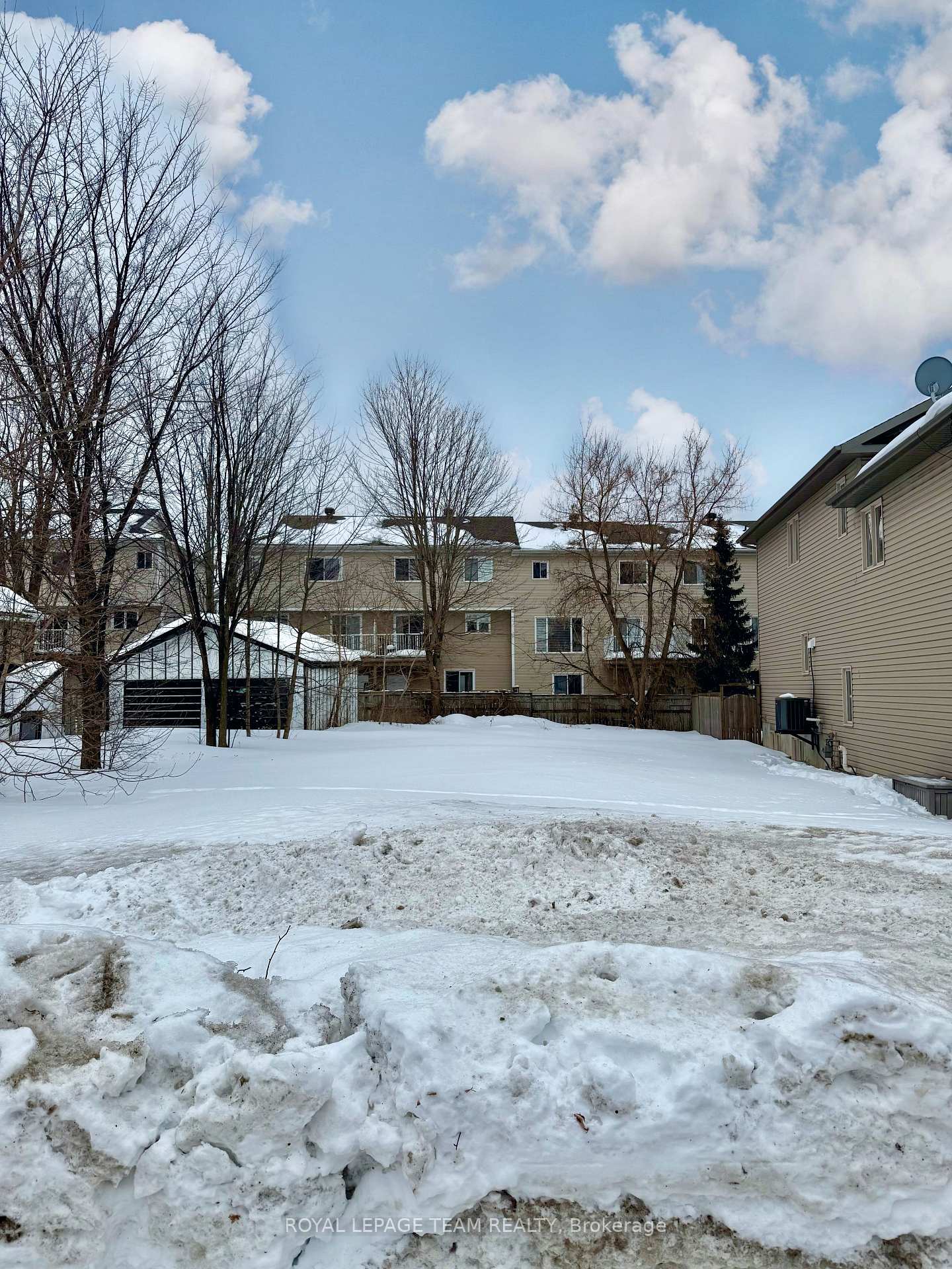 1138-1140 Snow Street, Cyrville - Carson Grove - Pineview, ON, exterior