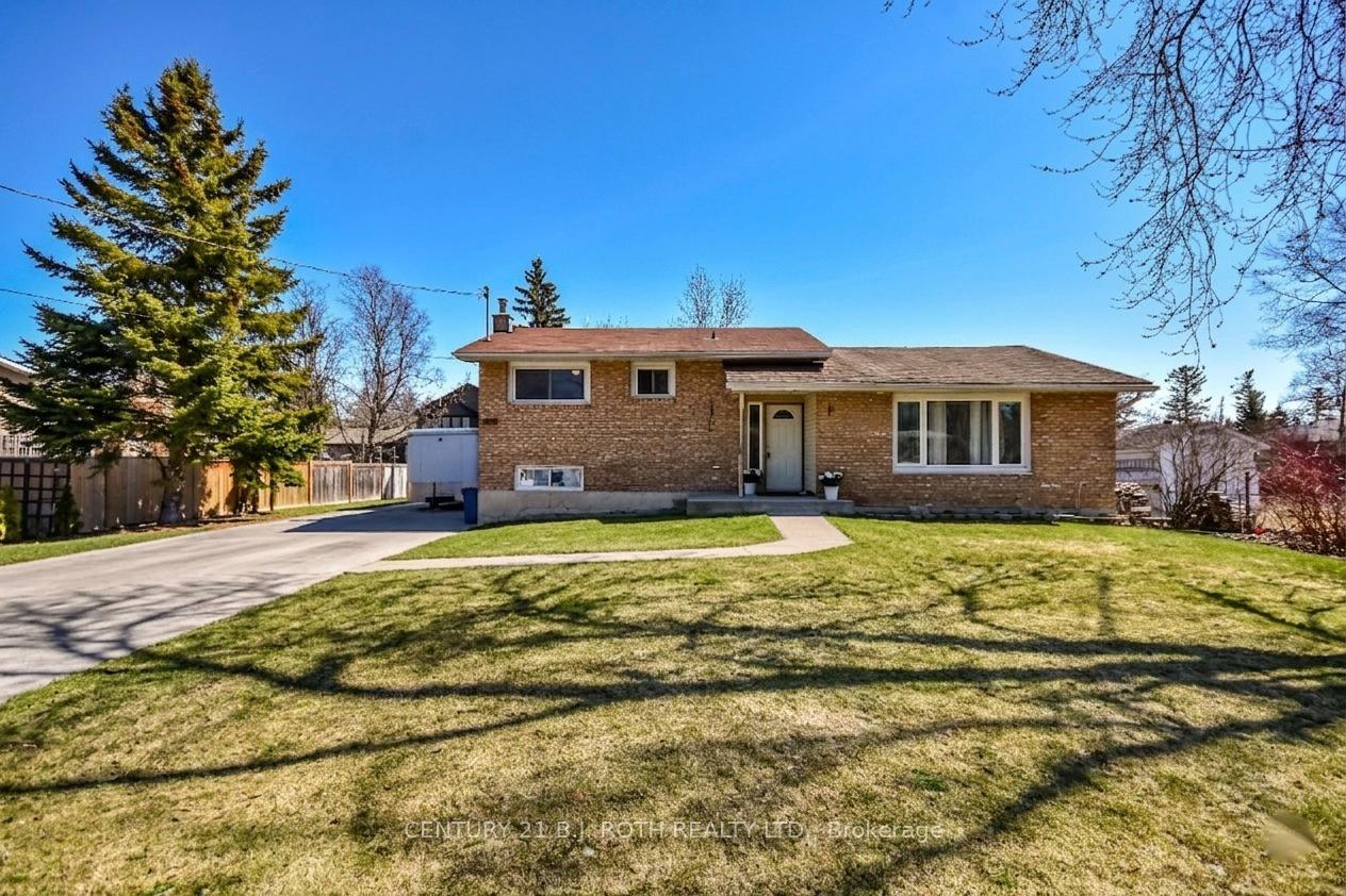 3039 Poplar Road, Innisfil, ON, exterior