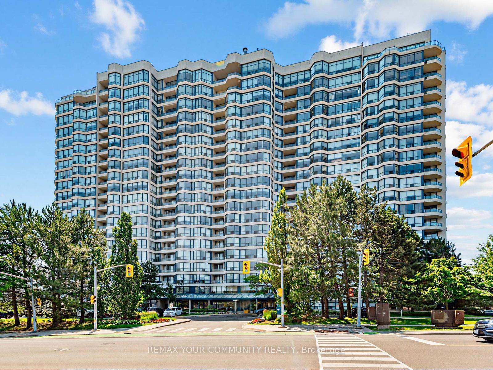 612 - 1 Clark Avenue, Vaughan, ON, exterior