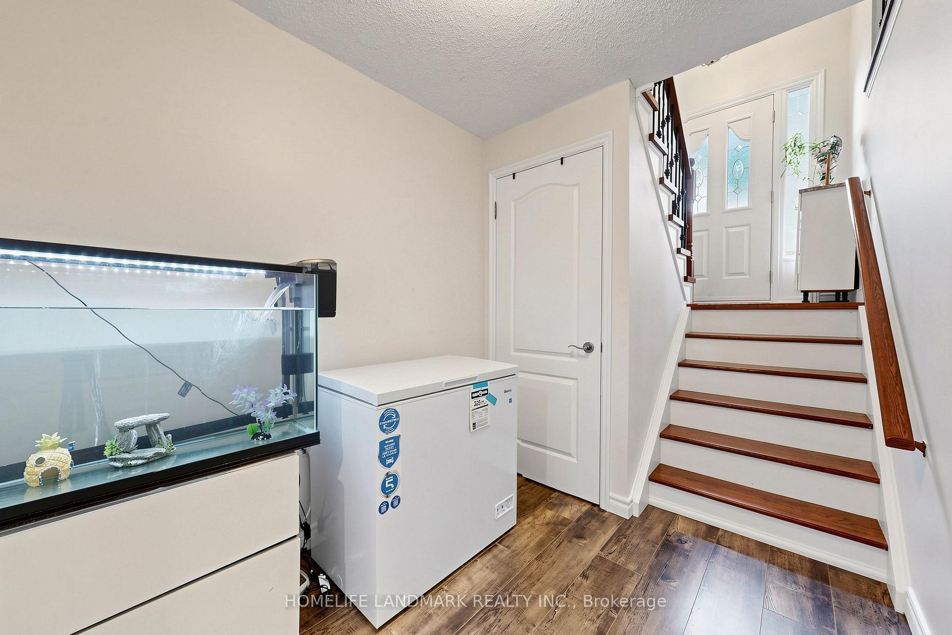 4132 Celia Court, Burlington, ON, exterior