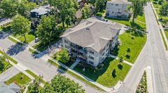 202 - 369 Hunter Street W, Peterborough, ON, exterior