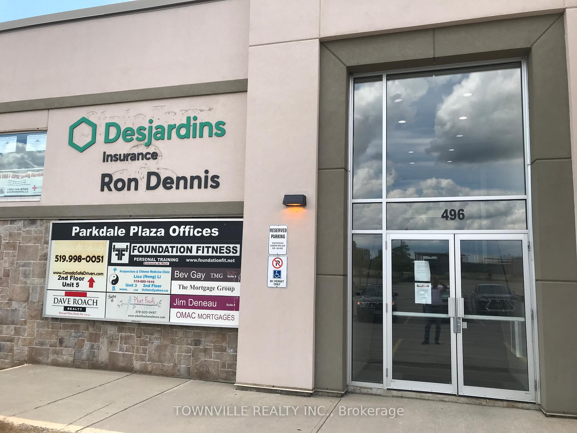 3 - 496 Albert Street, Waterloo, ON, exterior