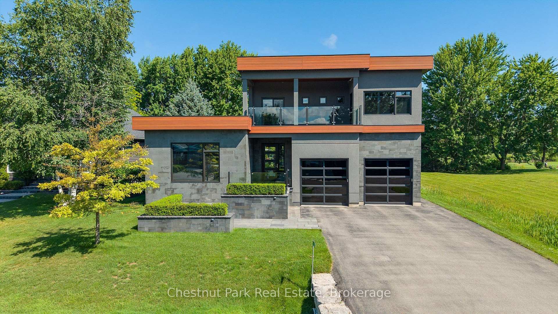 131 Grand Cypress Lane, Blue Mountains, ON, exterior