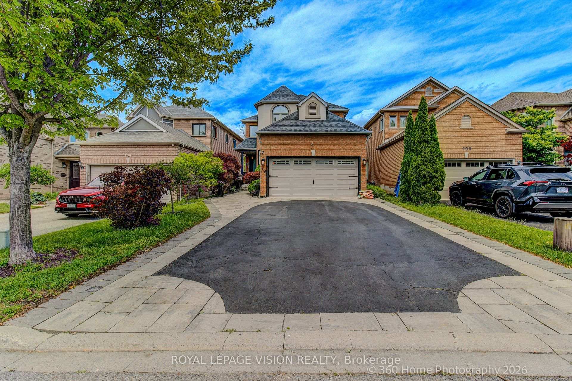 106 Copley Street, Pickering, ON, exterior