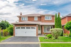 42 Dundalk Crescent, Brampton, ON, exterior