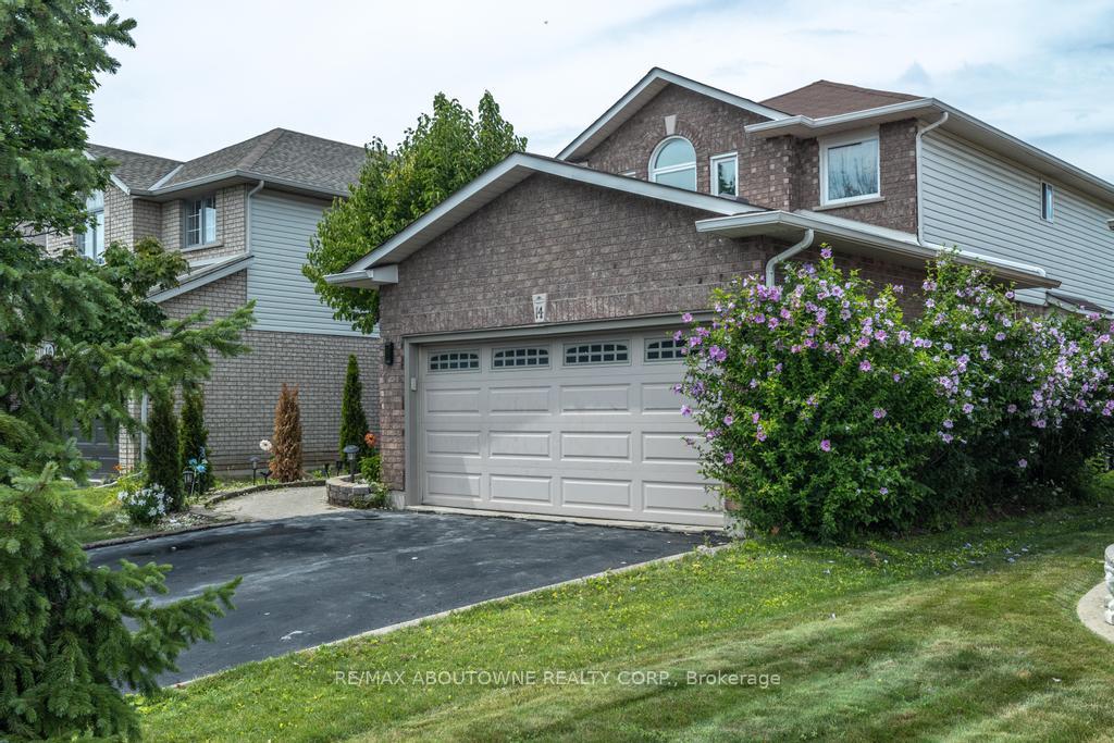 14 SABLE Drive, Hamilton, ON, exterior
