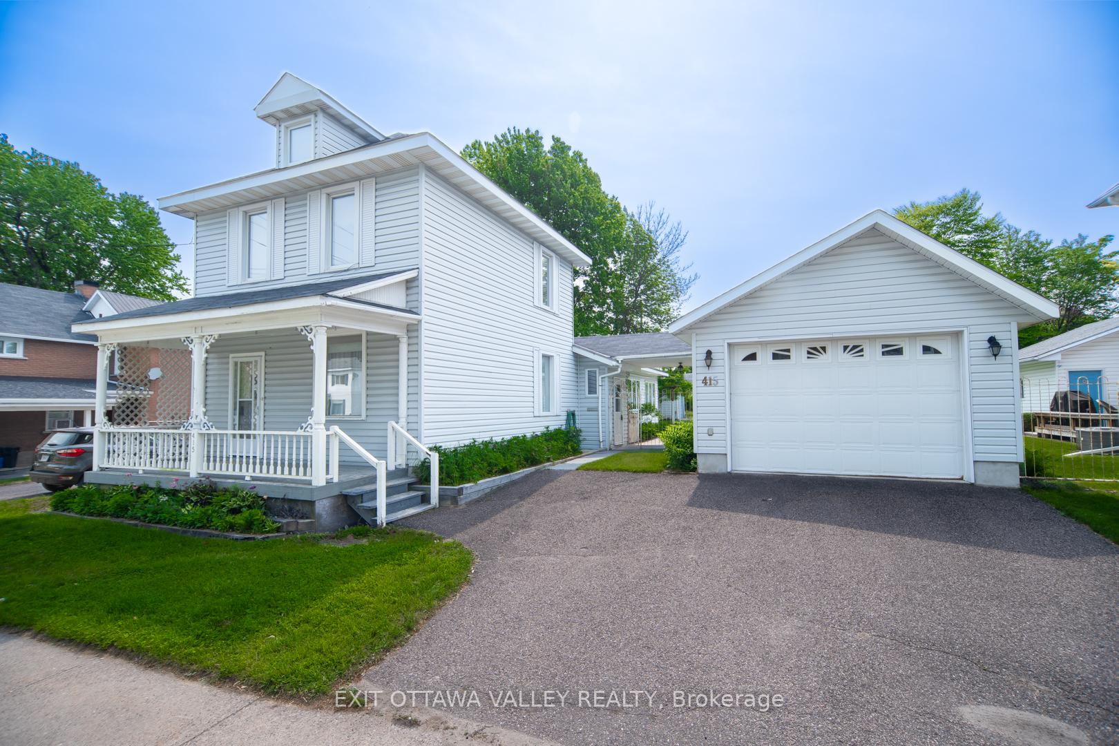 415 Trafalgar Road, Pembroke, ON, exterior