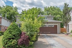 26 Blueberry Drive, Hamilton, ON, exterior