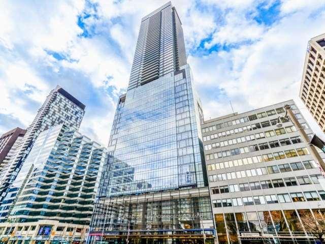 2312 - 488 University Avenue, Toronto C01, ON, exterior