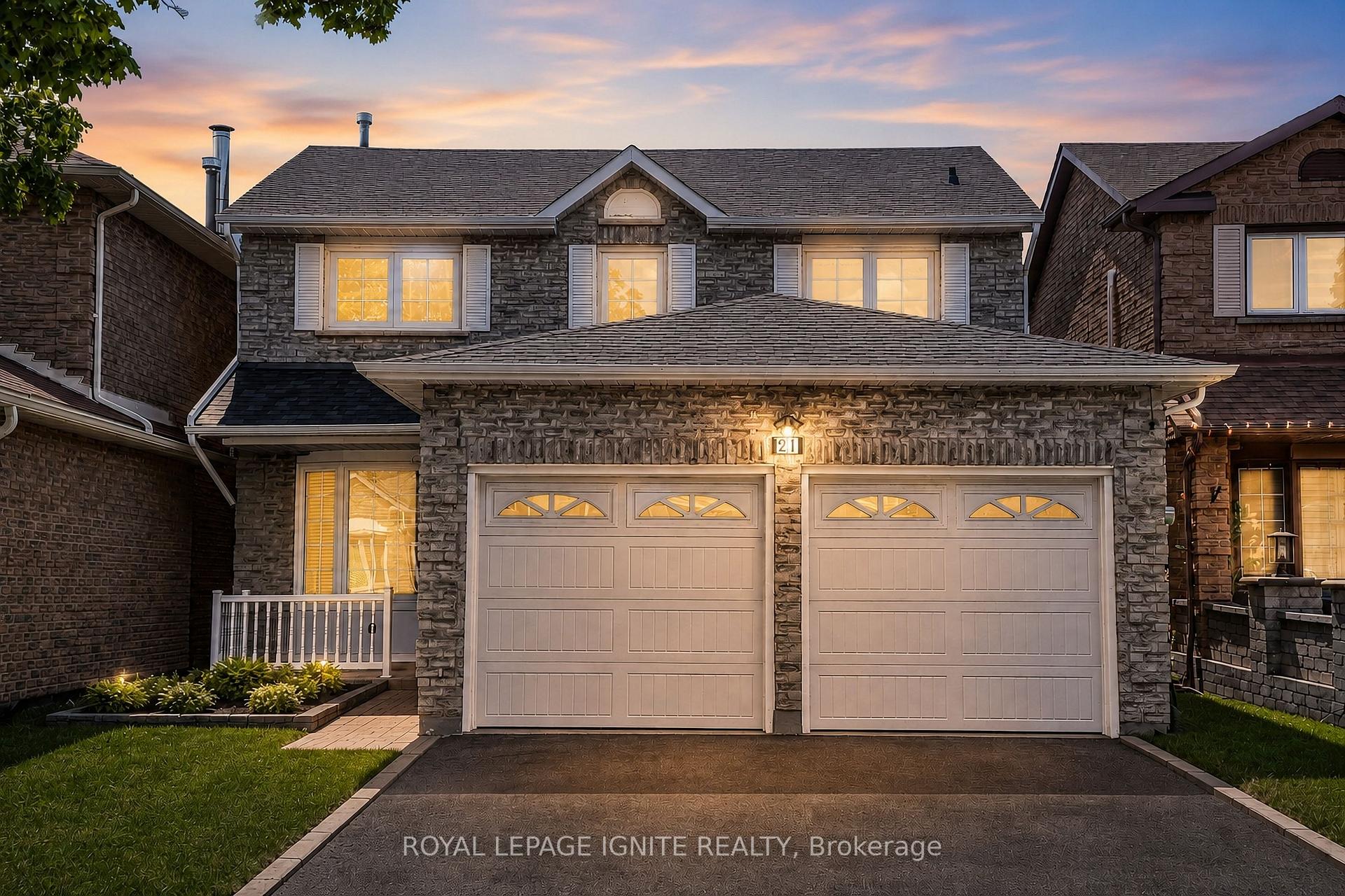 21 Halfmoon Square, Toronto E10, ON, exterior