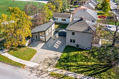 71 Newton Street, Barrie, ON, exterior