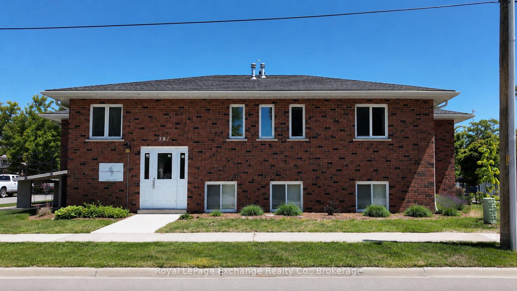 381 Lambton Street, Kincardine, ON, exterior