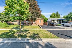 163 Prince Charles Drive, Halton Hills, ON, exterior