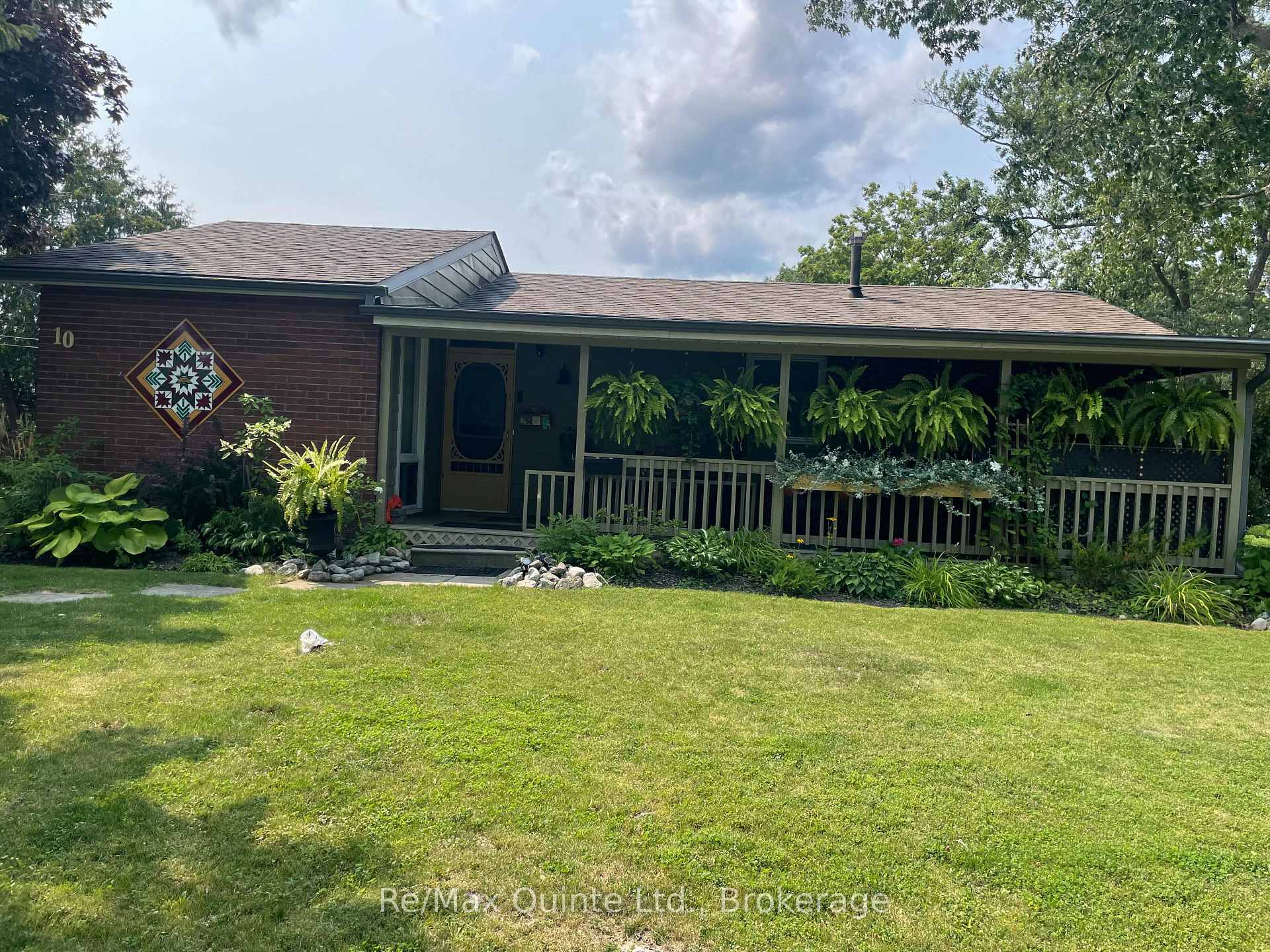 10 Mcquade Drive, Quinte West, ON, exterior