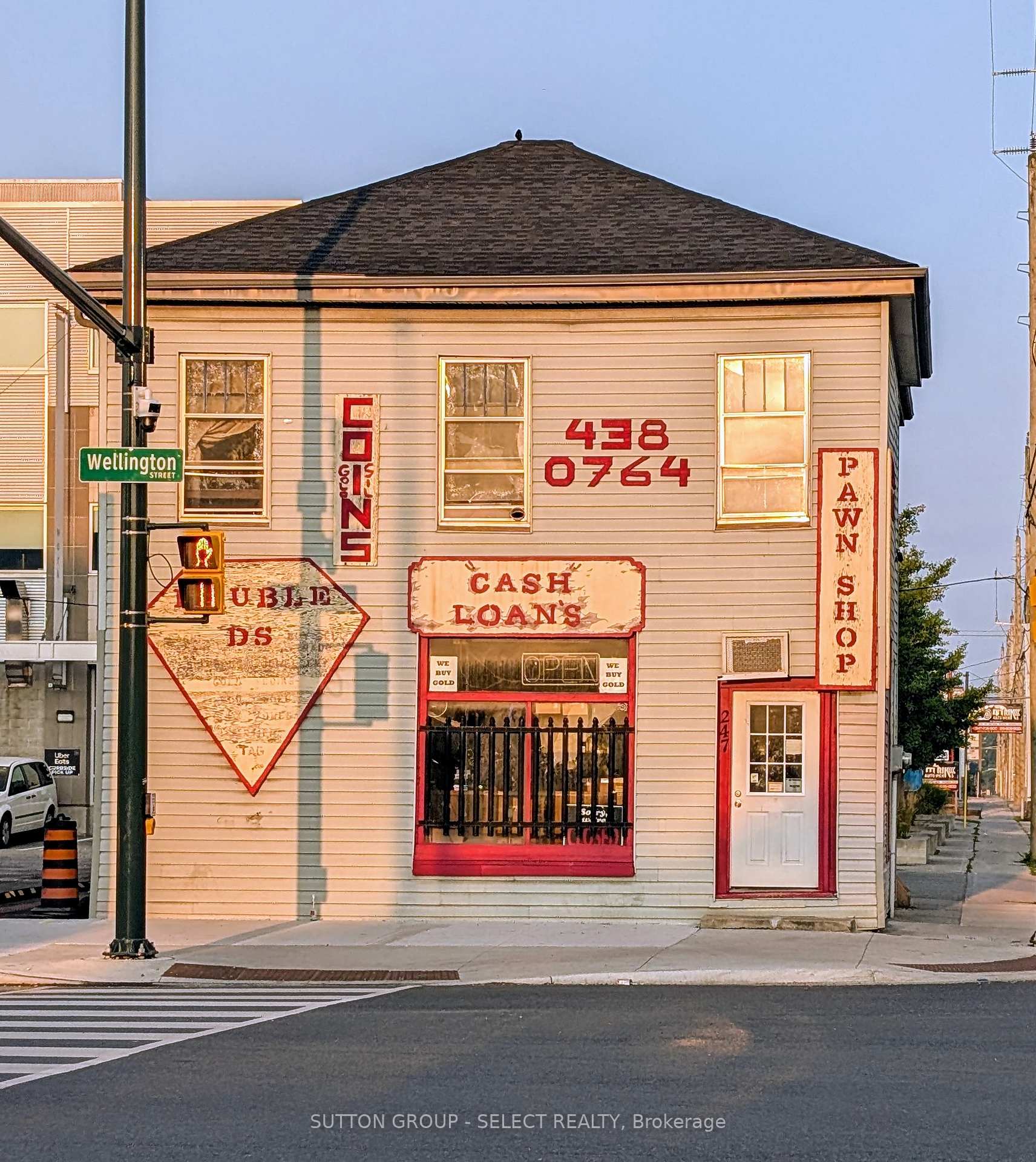 247 Wellington Street, London East, ON, exterior