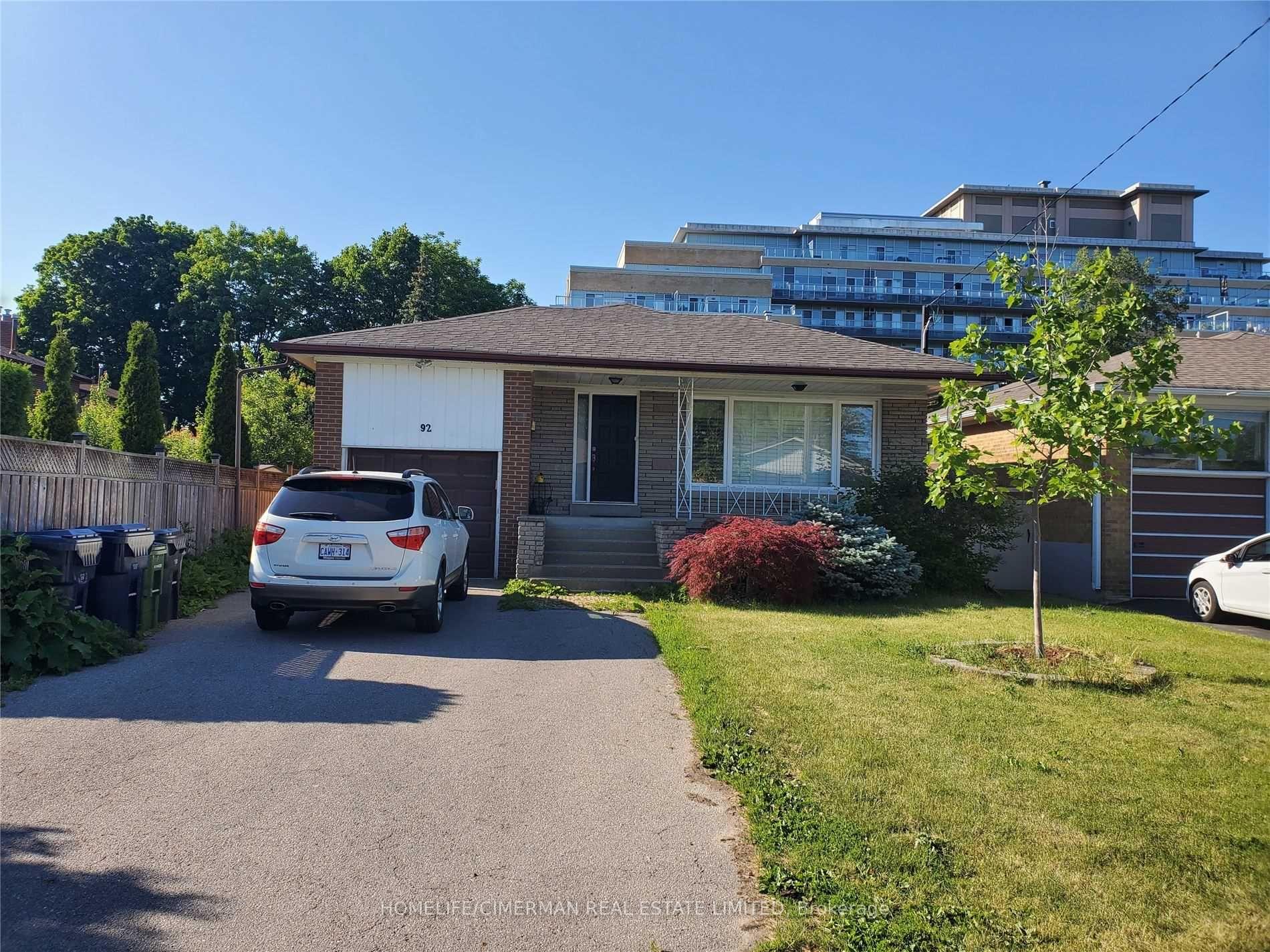 Basement Unit 1 - 92 Alexis Boulevard, Toronto C06, ON, exterior