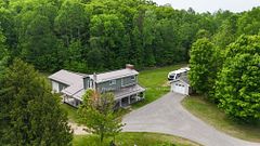 1023 Chester Crescent, Dysart et al, ON, exterior