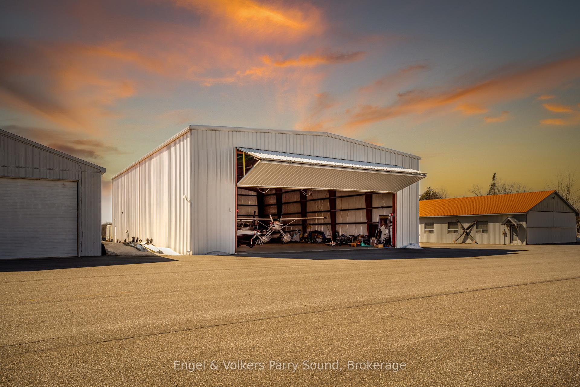 14 Hangar Road, Seguin, ON, exterior
