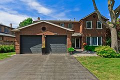 6686 Barrisdale Drive, Mississauga, ON, exterior