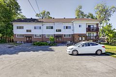 2 - 171 Hazlitt Street, Peterborough, ON, exterior