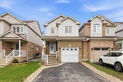 32 Samandria Avenue, Whitby, ON, exterior
