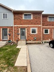20 - 110 Silvan Drive, Welland, ON, exterior