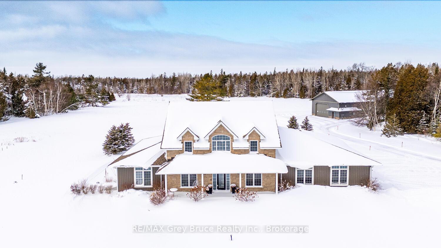 33 Dunks Bay Road, Northern Bruce Peninsula, ON, exterior