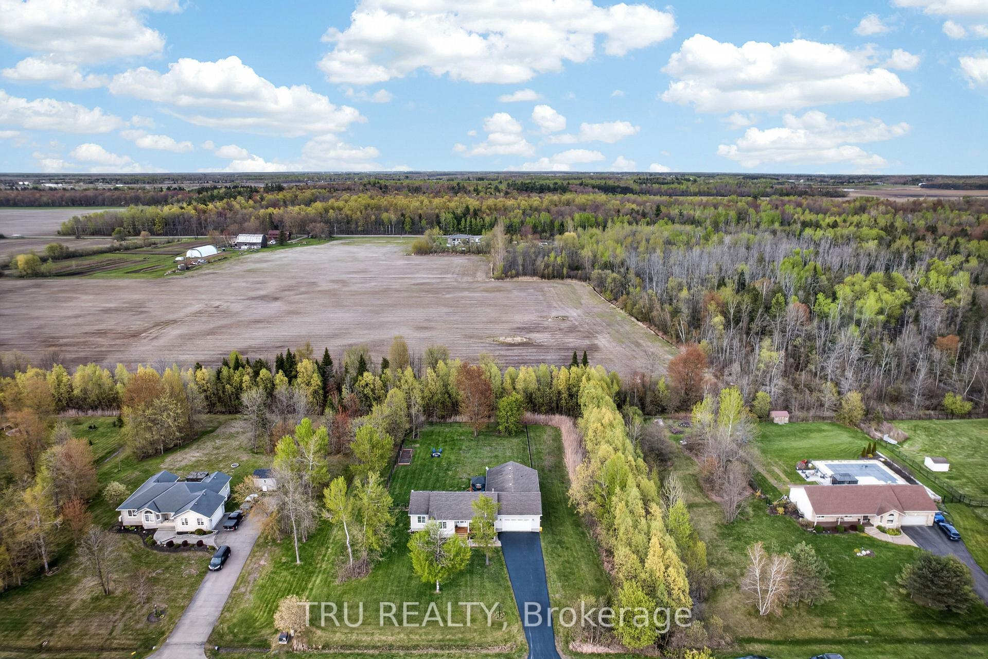 52 Kimberly Avenue, North Grenville, ON, exterior