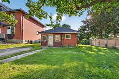 15 Fidler Avenue, Woodstock, ON, exterior