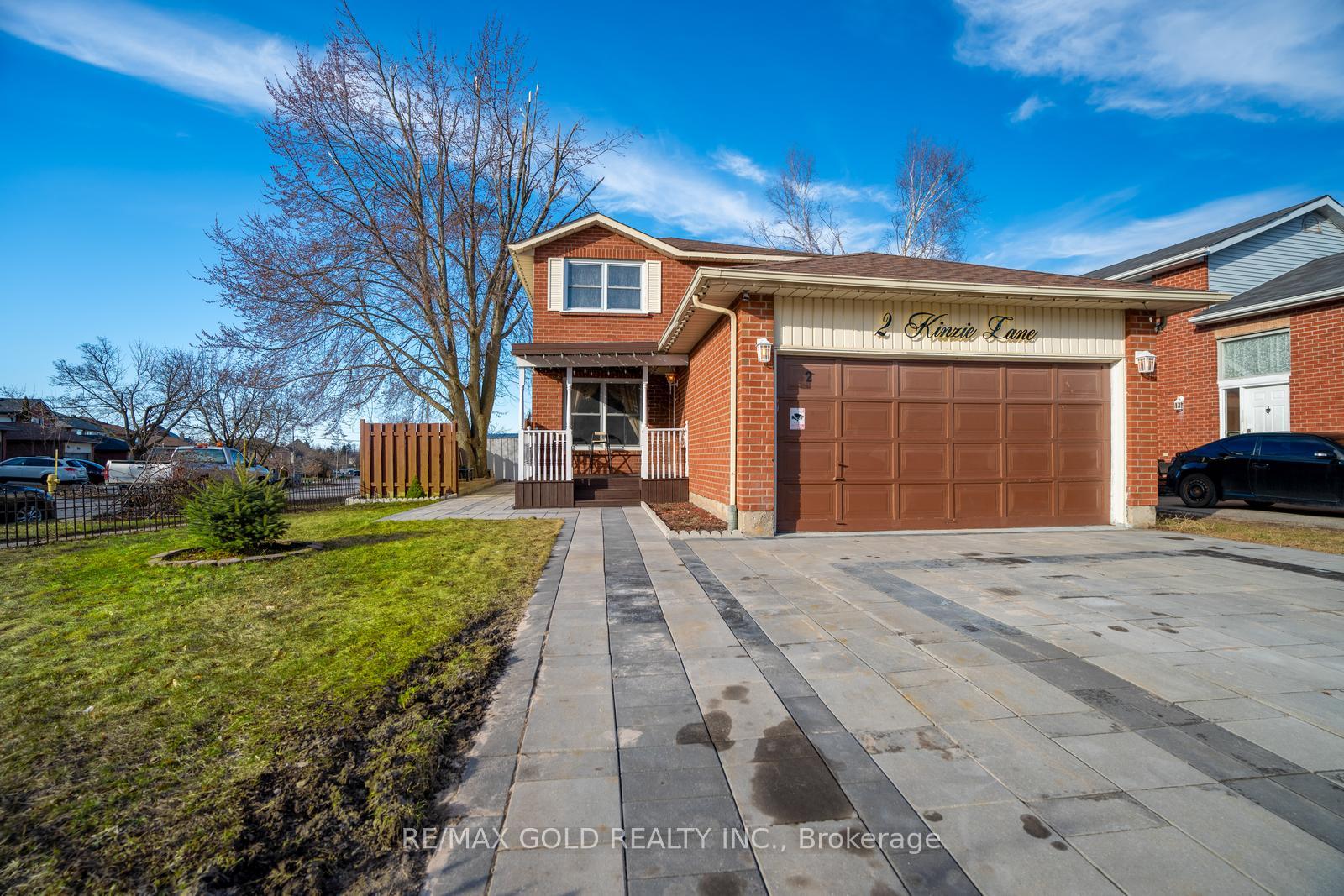 2 Kinzie Lane, Barrie, ON, exterior